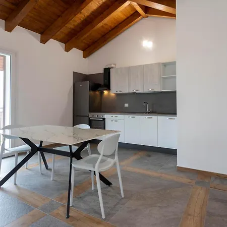 Romana Luxury - Self Check-in Wi-fi Apartment